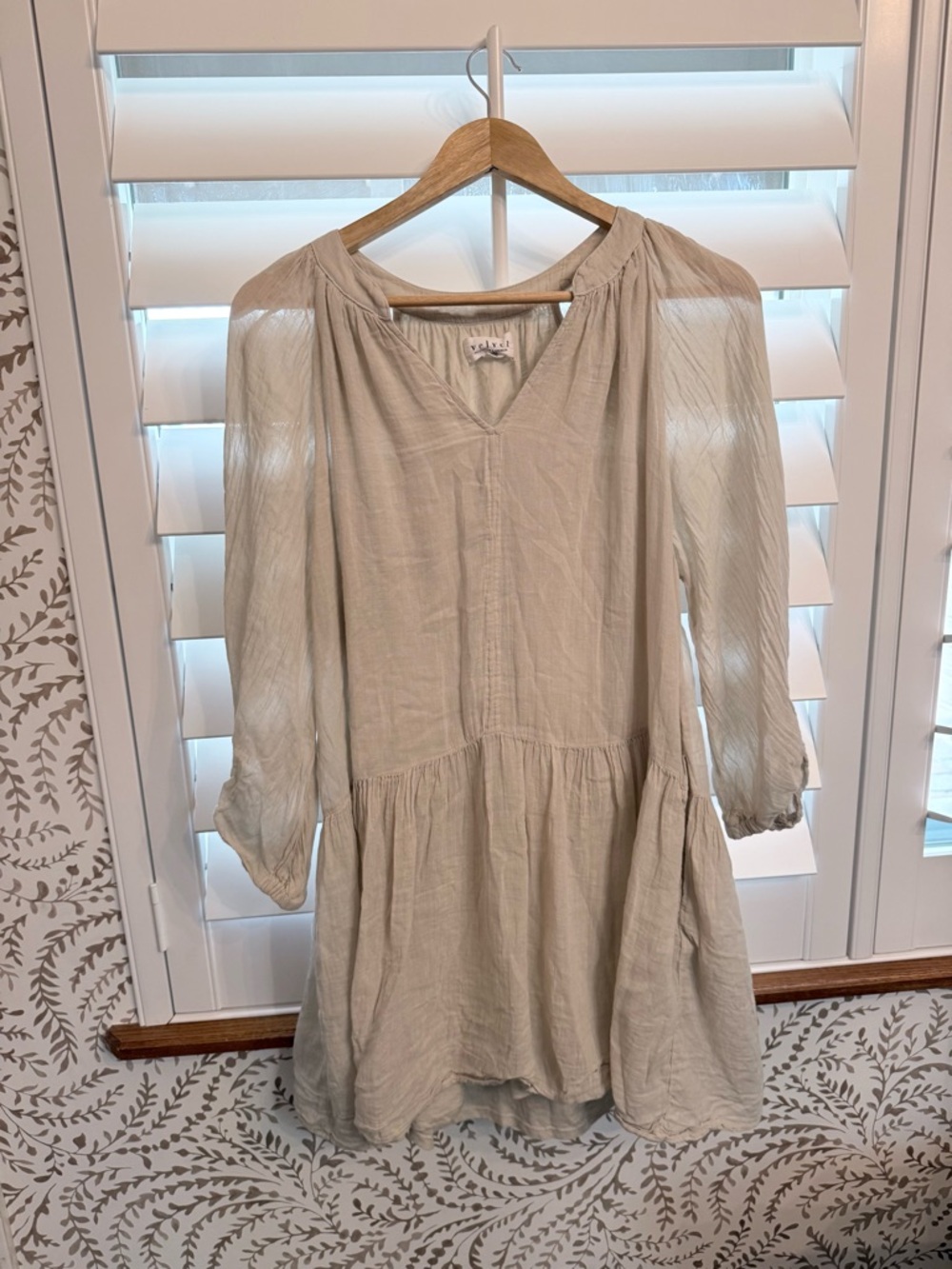 Velvet by Graham & Spencer Cream Tiered V-Neck Mini Dress